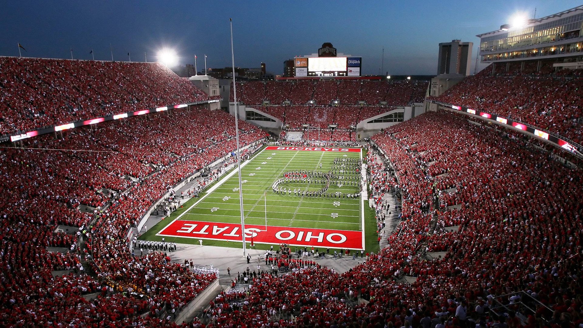 世界电子竞技大奖颁奖典礼现场盛况空前，行业盛事聚焦，2020年度电子竞技奖项