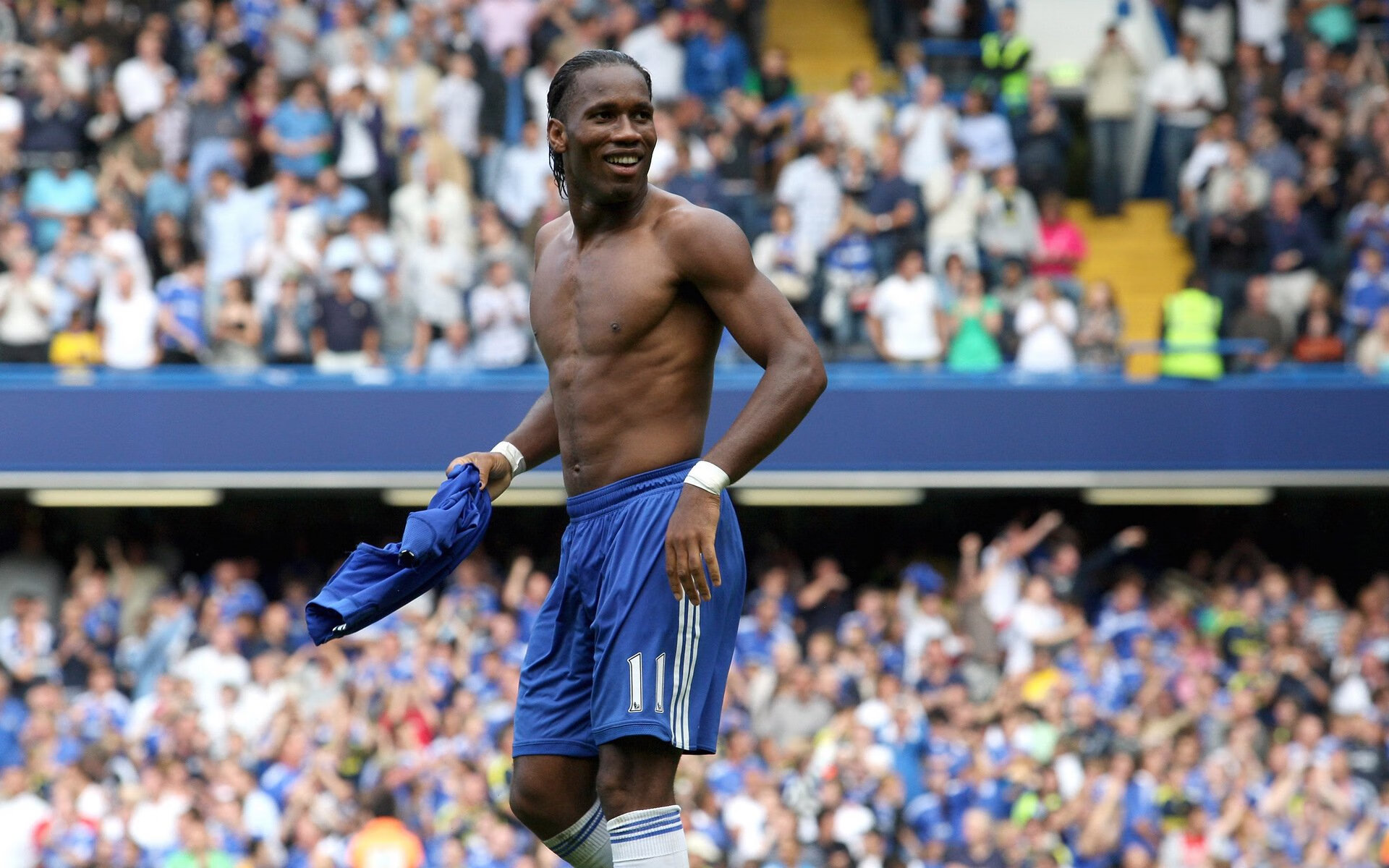 德甲俱乐部创新管理模式，提升运营效率，德甲俱乐部关系网