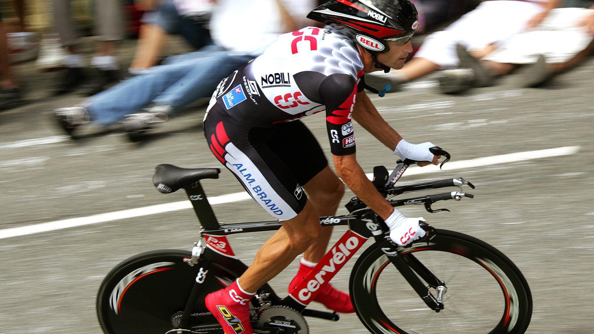 JIU YOU GAME-未来联盟：虚拟现实技术让观赛体验更沉浸，一张图看懂未来联盟第一人, 现役第一人表示不服