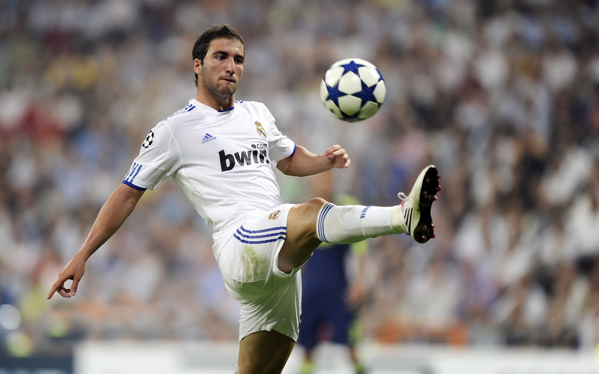 电竞赛事直播观看人数破纪录，行业迎来爆发期，电竞赛事看点